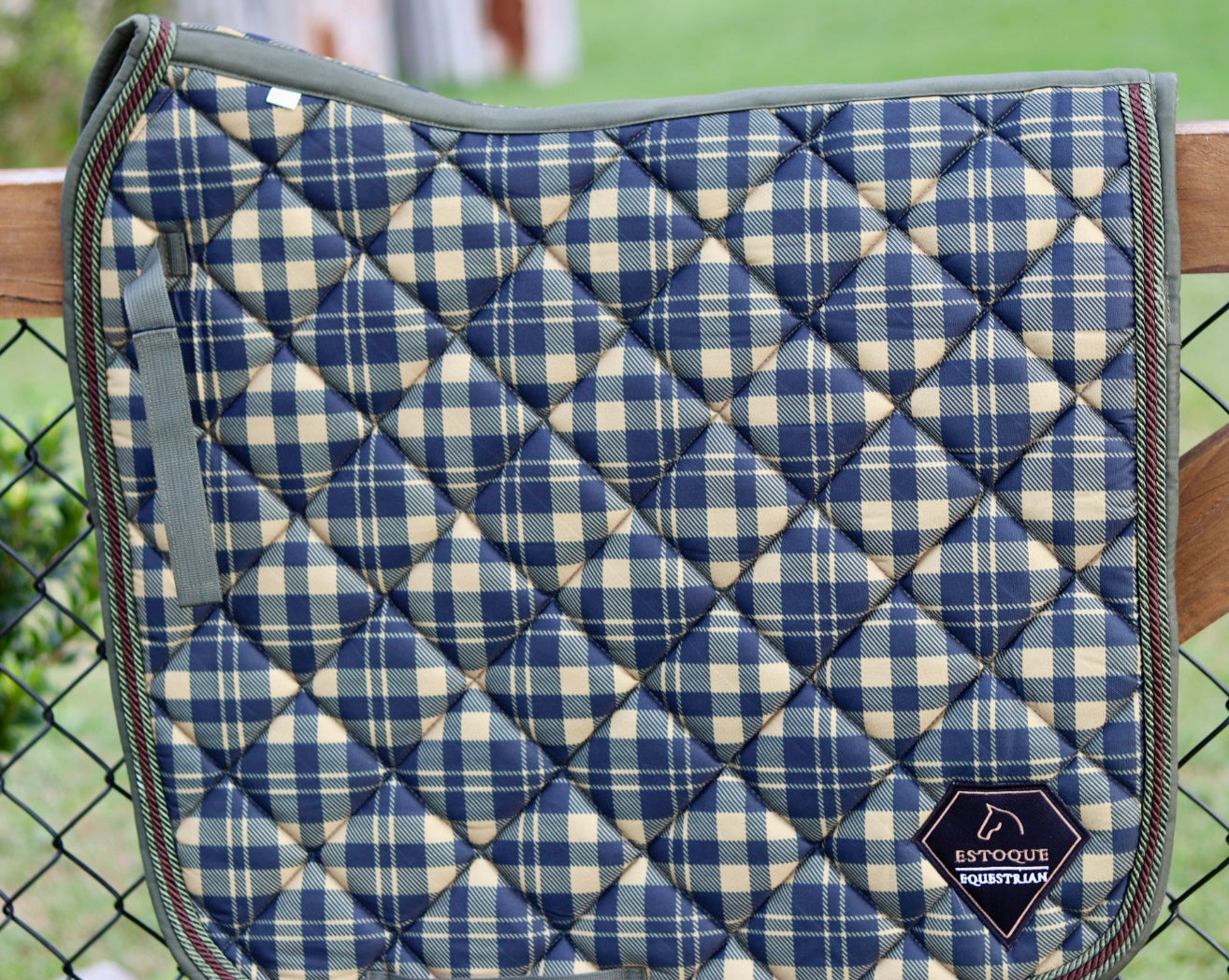 HUNTER GREEN CHECK DRESSAGE PAD
