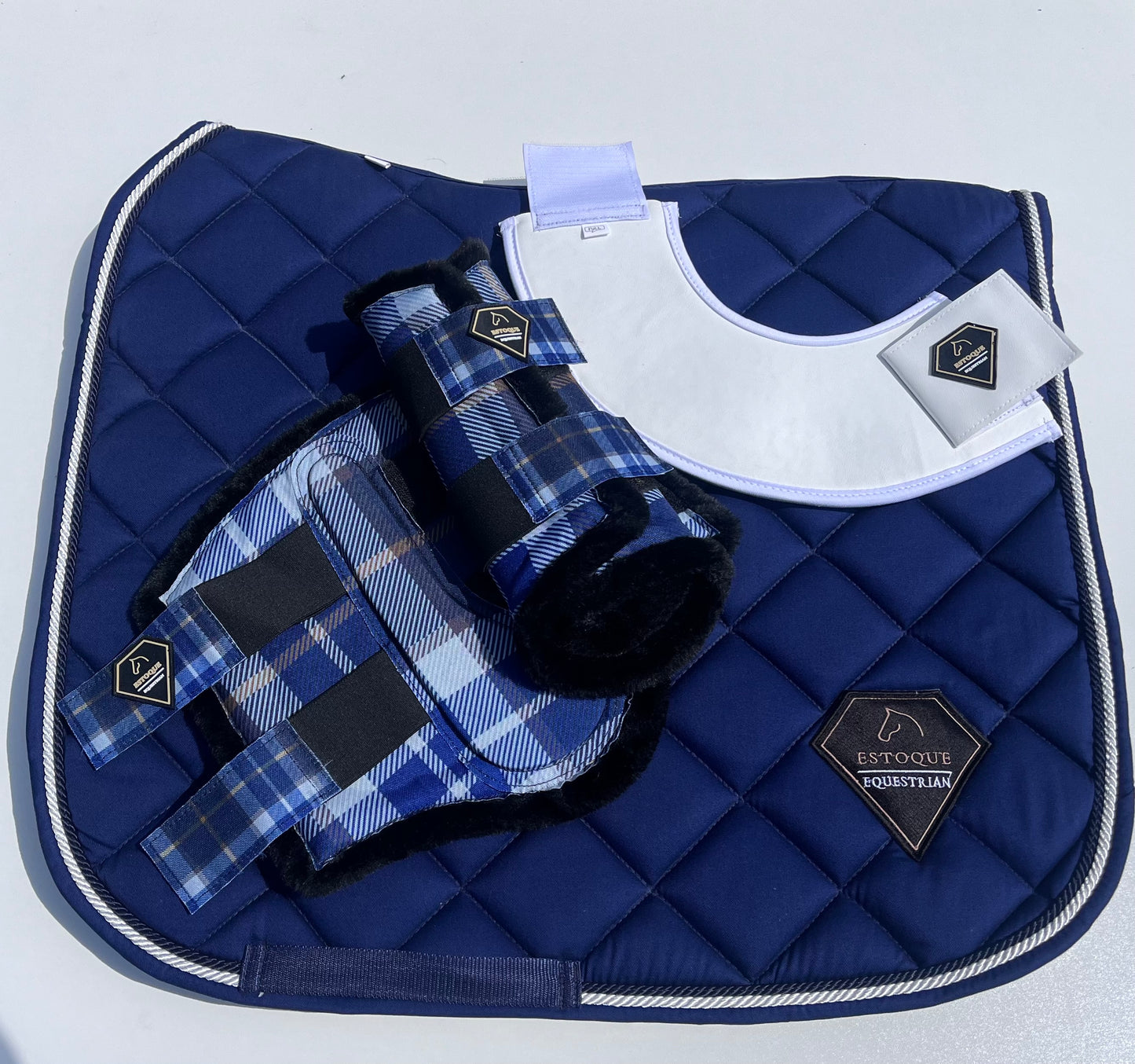 BLUE CHECKERED BRUSHING BOOT