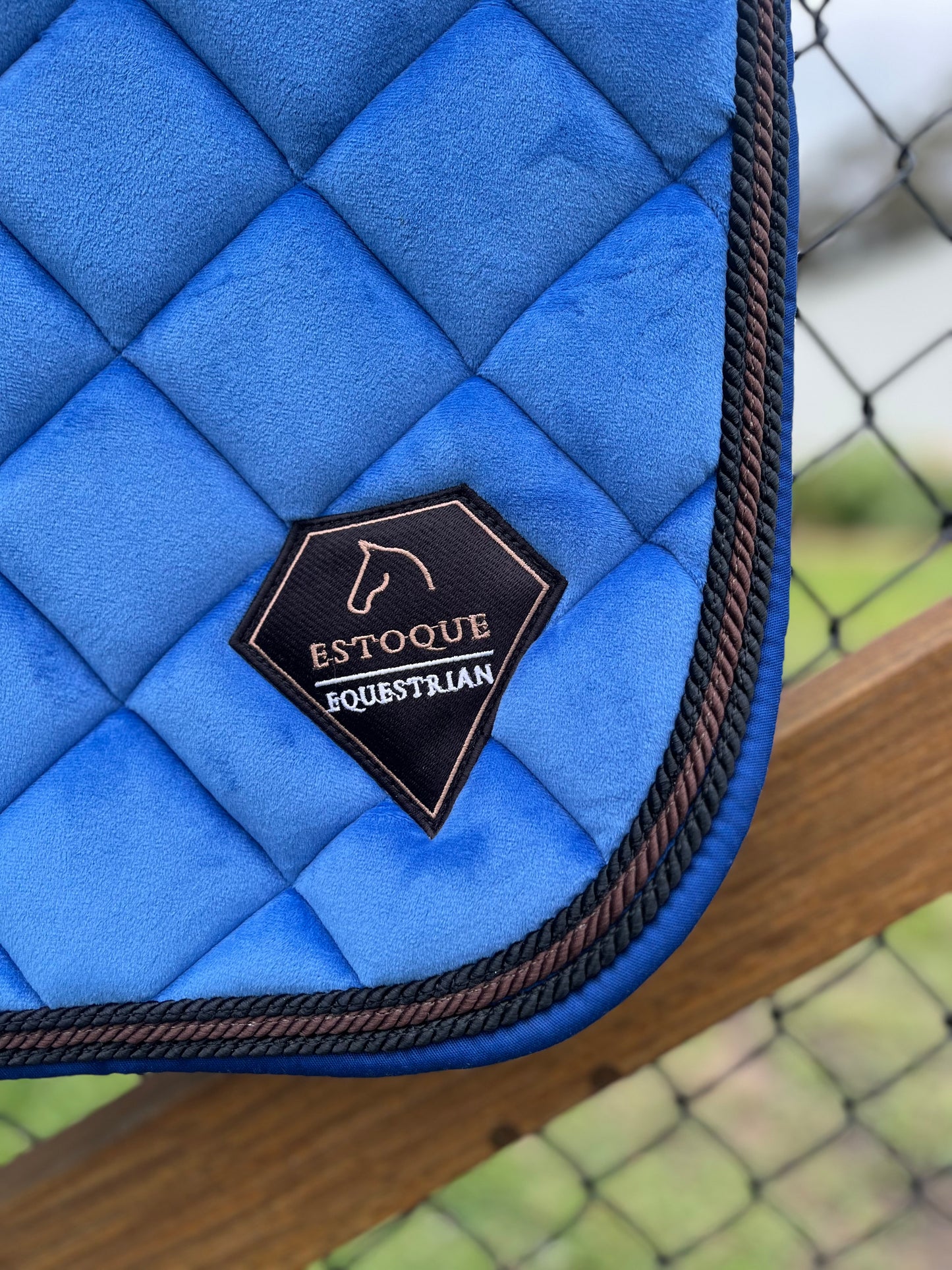 VELVET BLUE DRESSAGE PAD