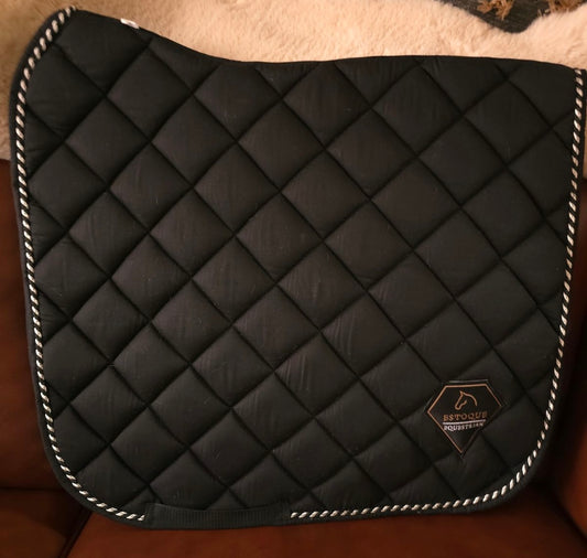 BLACK ALPINE DRESSAGE PAD